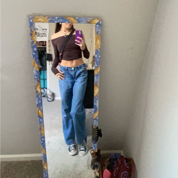 Meet your Posher, Danica - Picture 2 of 3